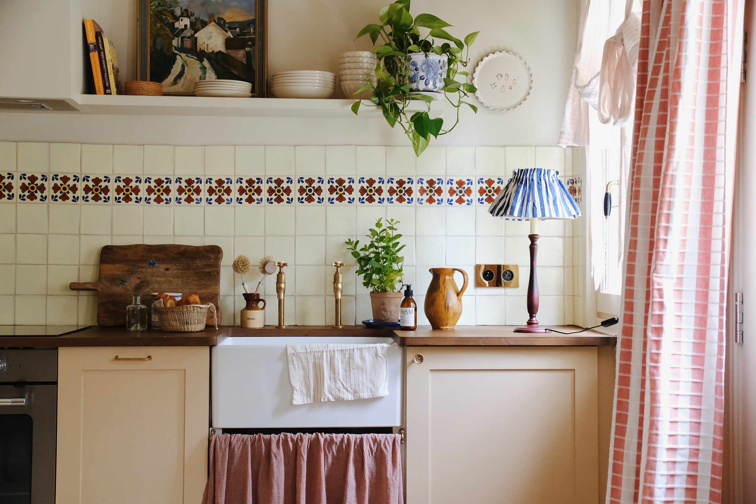 The Cottage at Pomiro, image 2