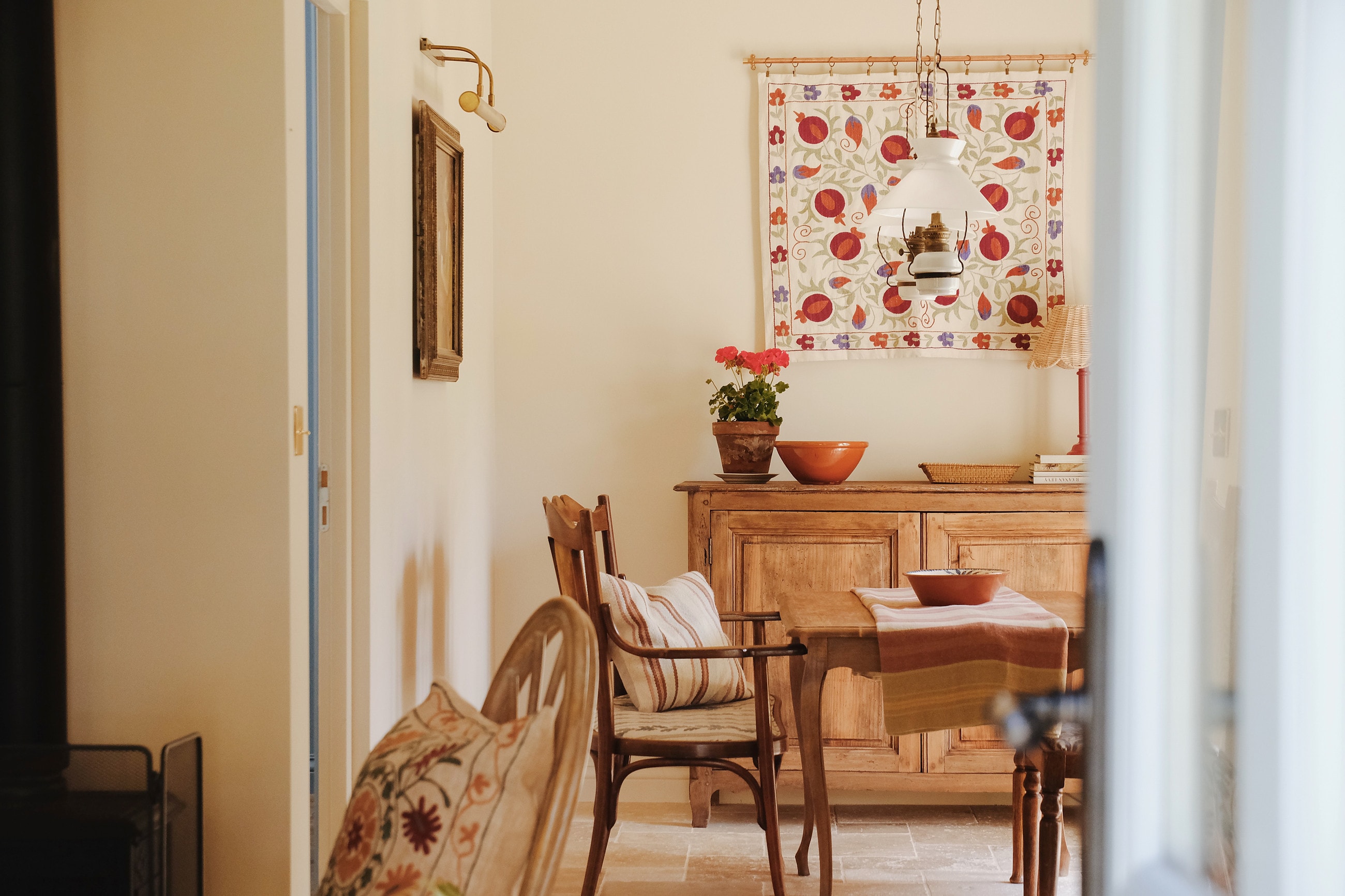 The Cottage at Pomiro, image 5
