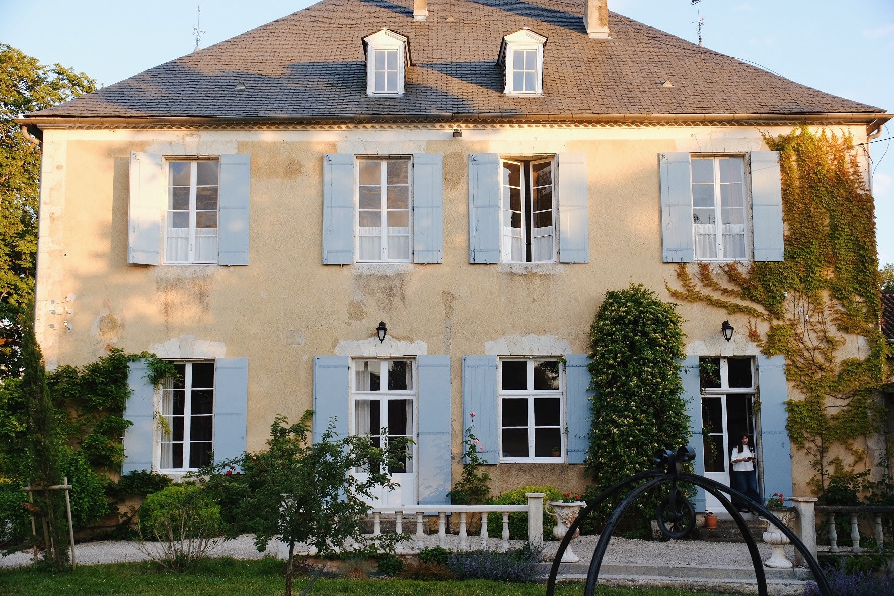 The Château at Pomiro, image 3